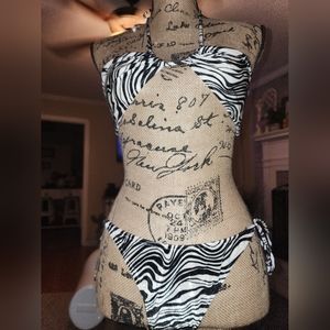 triangl bathing suit 2 pc.set